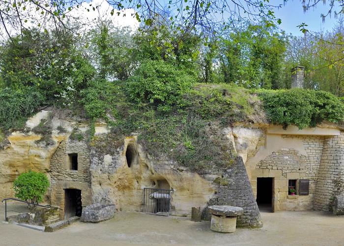 Louresse-Rochemenier