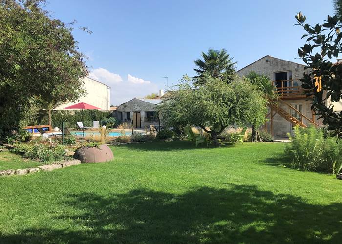 jardin vue piscine