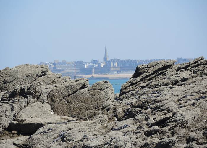 Clos de la Fontaine Dinard, aperçu sur St Malo
