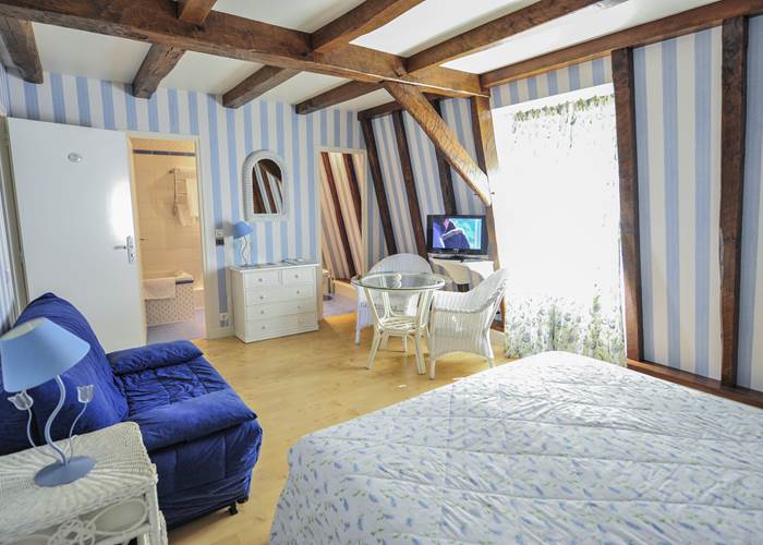 Villa Ric, chambres climatisées à Saint-Céré proche Padirac et Rocamadour