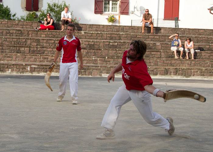 Activités_Pelote basque Chistera