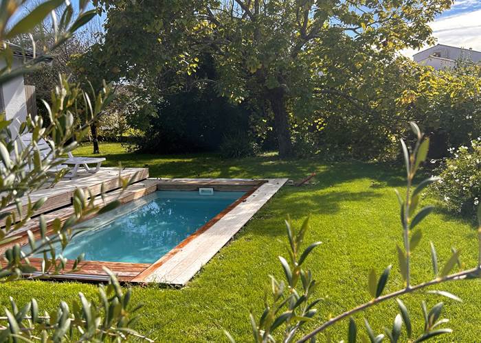 La piscine chauffée de Maison Ginette à Oléron