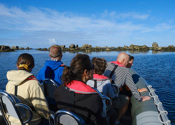 Bateaux Promenade Soizen - semi-rigide ARKELOU aux roches des Etocs