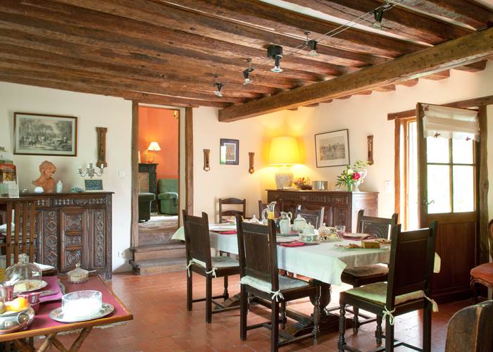 l-annexe-salle-a-manger-des-hôtes-