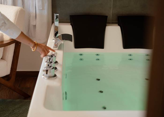 Suite Cara - Baignoire Balnéo