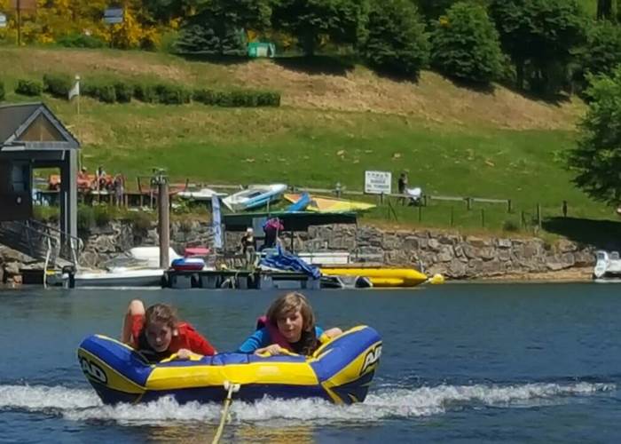 Lac à 3 kms pour la baignade et les activités nautiques