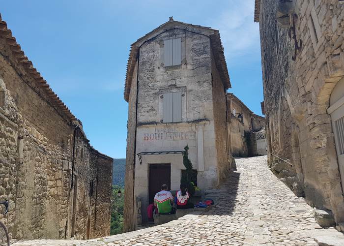 L'ancienne_boulangerie_de_Lacoste