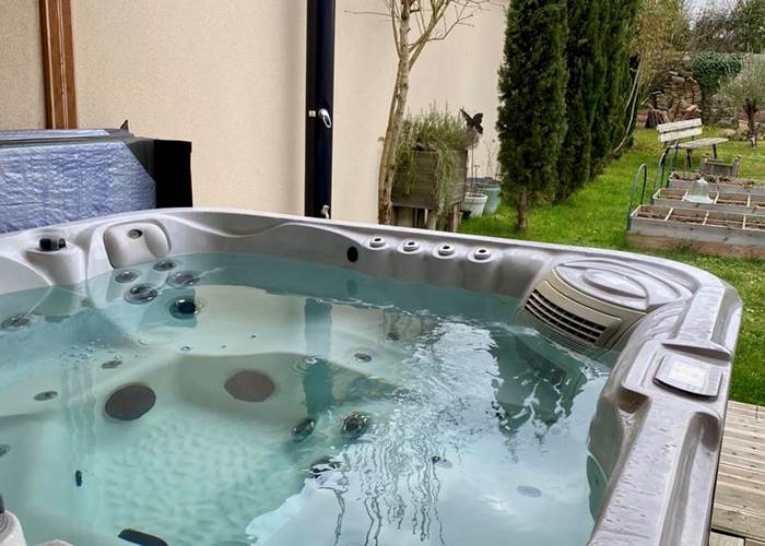 Jacuzzi