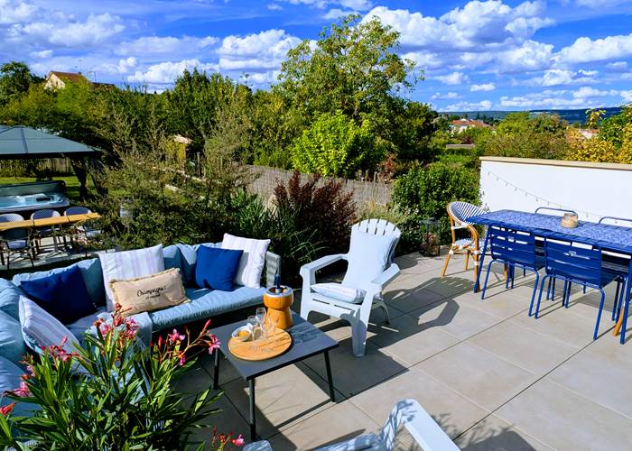 Le Cémarose Location de vacances avec Jacuzzi Epernay