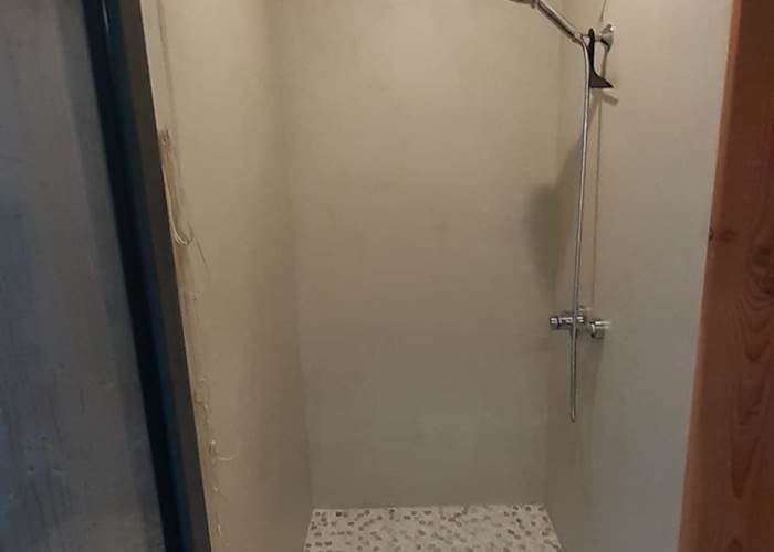 4 ETAGE DOUCHE