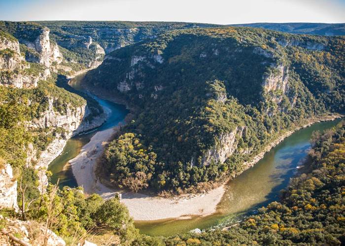 canoe kayak ardèche Pont d'arc alain bateaux
