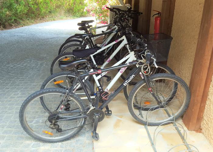 vélos à disposition villa les hespérides à grimaud