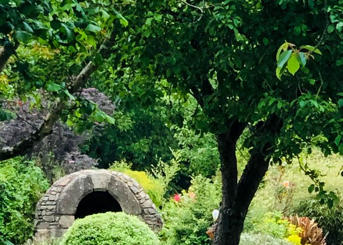 Découvrir ce joli puits réhabilité en pierre