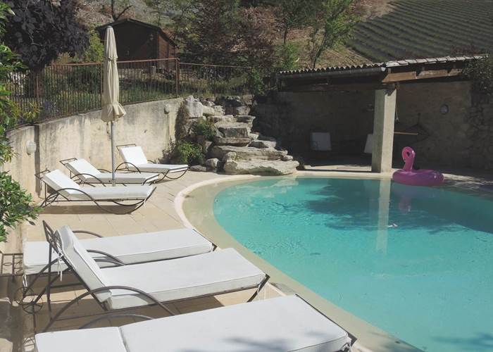 Le Deffends de Redon - la piscine