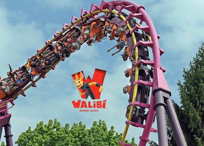 Walibi rhône-Alpes , un parc d'attraction à 1h du Manoir du Colombier. Séjour fun à 1h de Genève.