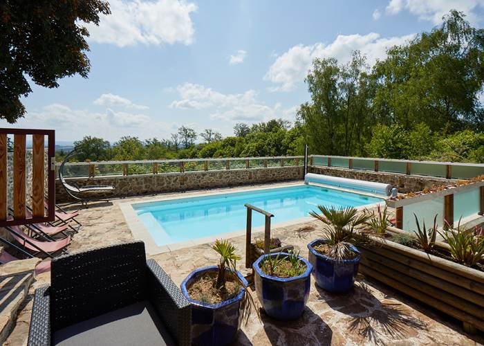les bois de saint Auvent la piscine-page
