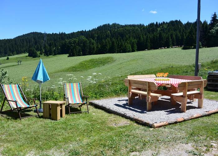 Gîte Tré le grenier - charmant gîte - Gîte le Bas - pour 5 personnes - jardin