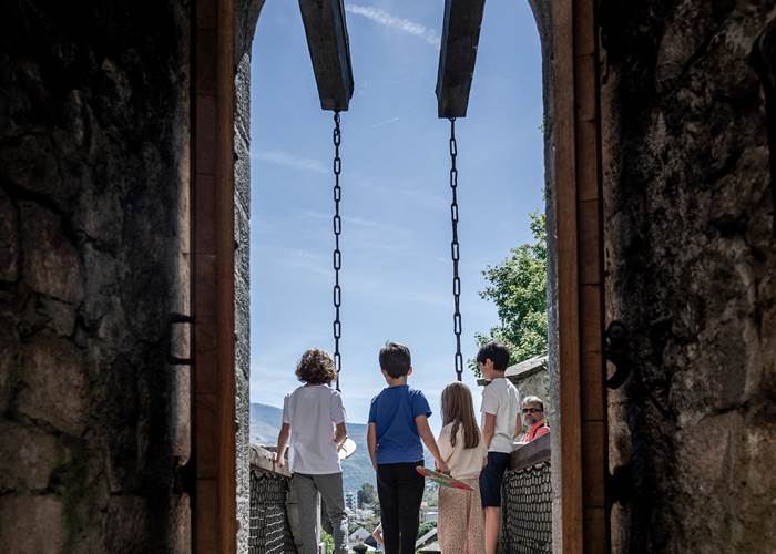 Château fort-Pont levis-Visite famille-Lourdes