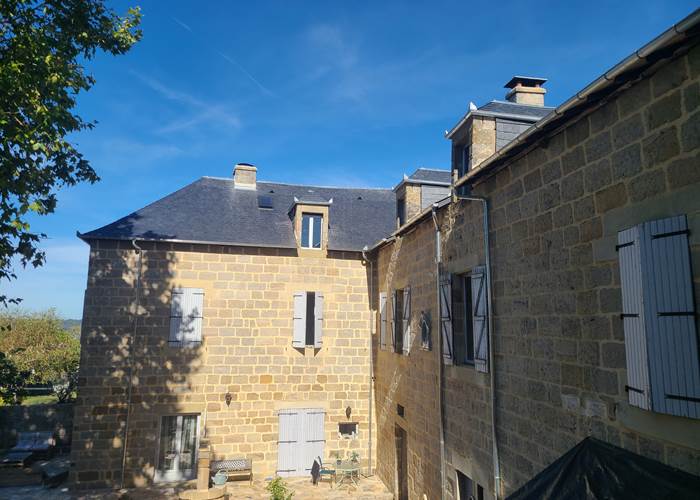 Fin de travaux de toiture - vue depuis la salle de jeux