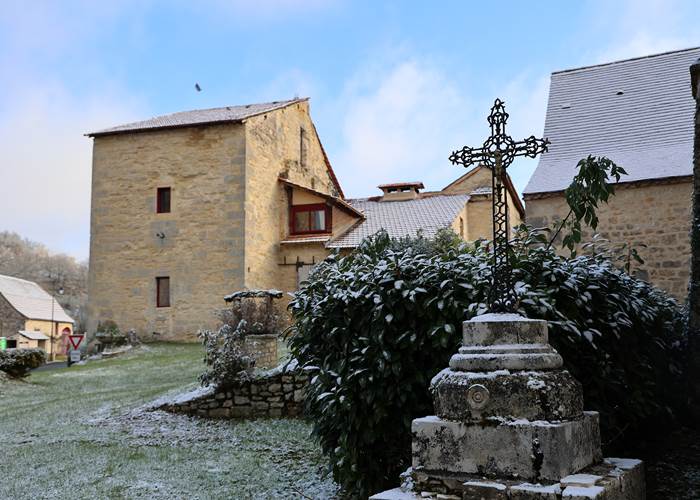 Le Château de Saint-Chamarand sous la neige