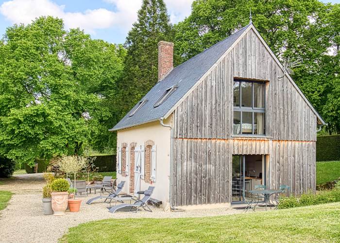 suite-de-l-atelier-avec-living-la-verrerie-d-ivoy