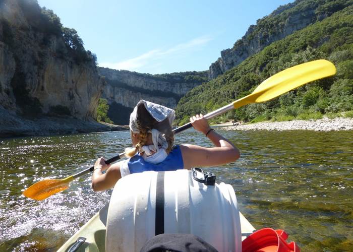 canoe kayak ardèche Pont d'arc accompagnée guide