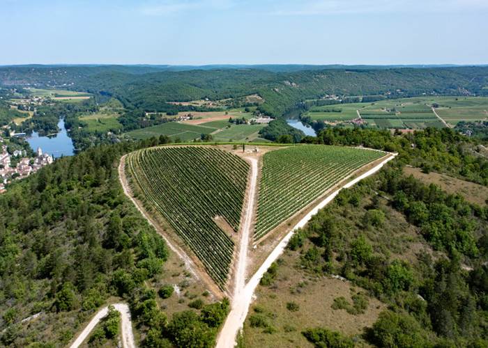 Vue drone sur les hauteurs d_Albas © Lot Tourisme - Cyril Novello