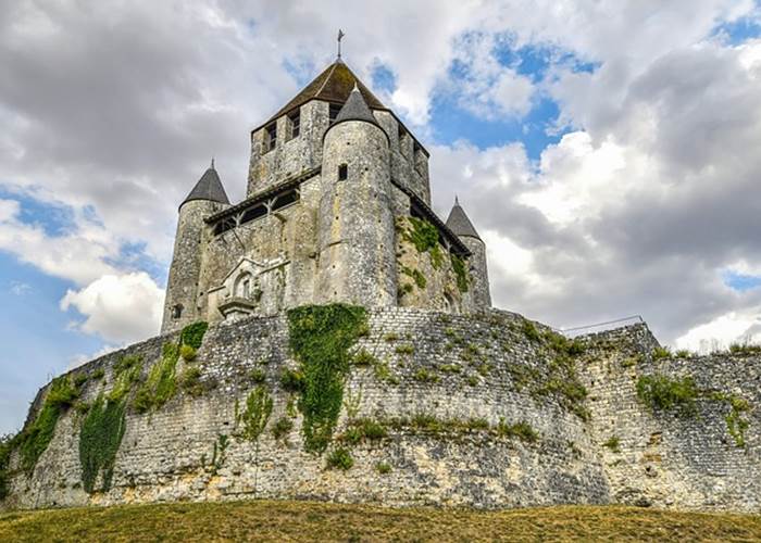 Provins