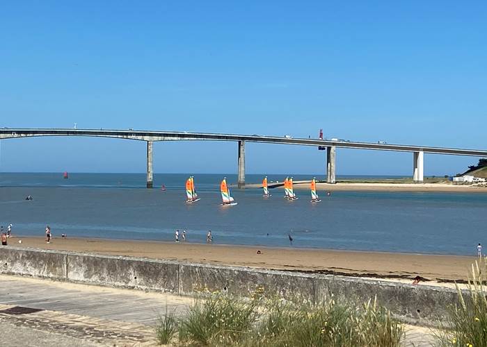 Catamaran en sortie