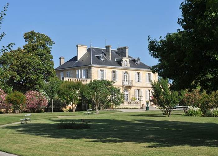 Château Kirwan-manoir-parc-arbore-fleurs-margaux-medoc-bordeaux-luxe-oenotourisme-mariage-sejour.jpg