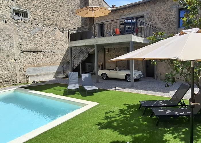 Gîte Le Pressoir avec piscine et terrasse aux Gîtes de Monte Blanco près de Béziers