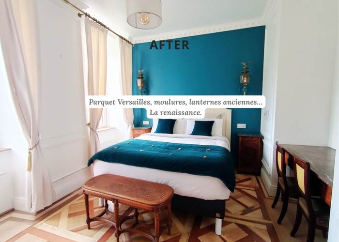 Chambre parentale rénovée avec parquet Versailles et moulures, gîte de charme Bugey.