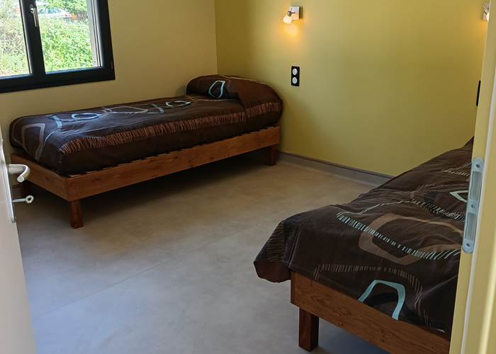 1 chambre 2 places dans maison en bois