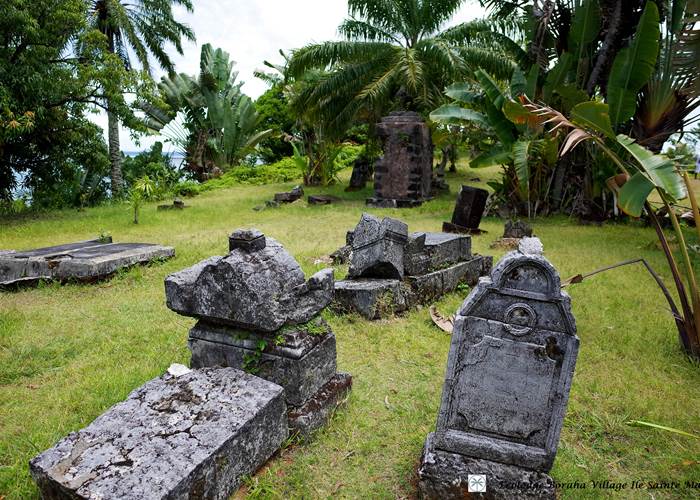 Cimetière des Pirates Ile Ste Marie Madagascar 01