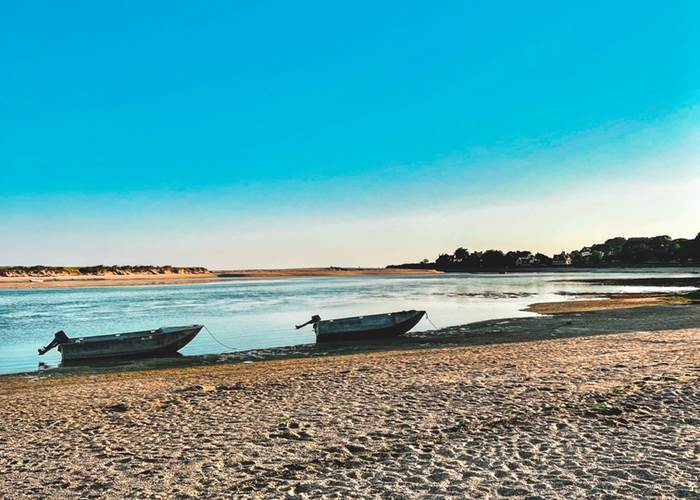 Coucher de soleil sur la plage du Letty depuis la Paillotte Iodée Bénodet