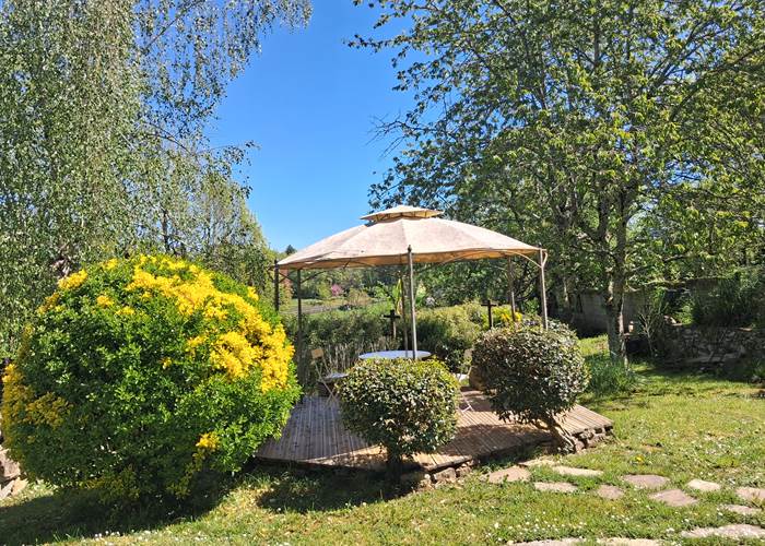 Chambres d'hôtes l'Amphitryon - Le jardin
