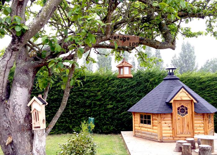 Devant le Kota Grill et le refuge LPO-page