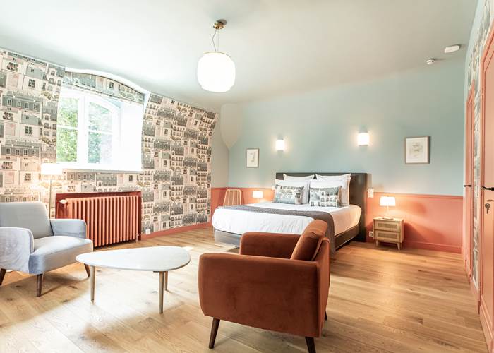 coin salon et table en marbre