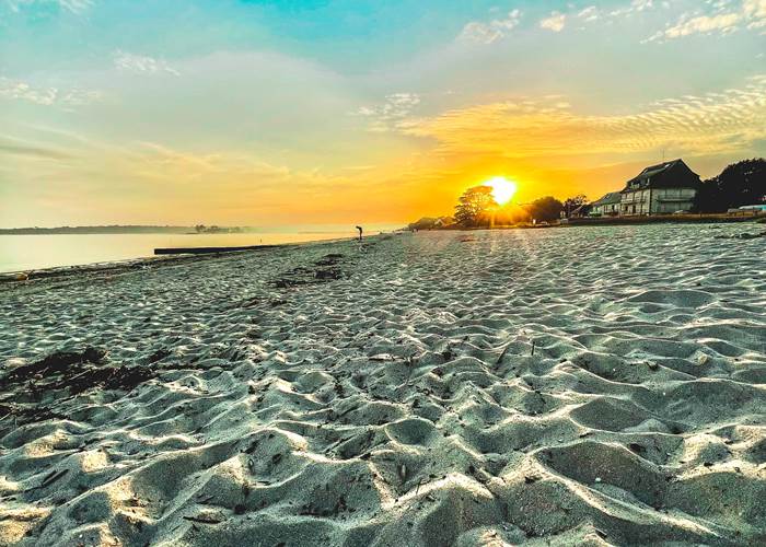 Coucher de soleil sur la plage de Kerleven La Forêt-Fouesnant