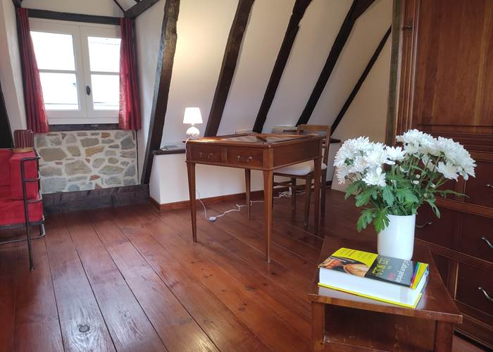 Bureau dans l'espace de travail connecté