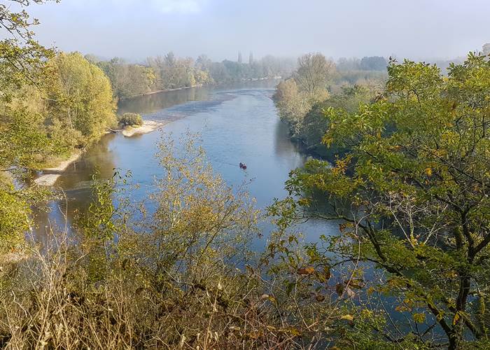 Matin d_automne en vallée de la Dordogne © Lot Tourisme - A