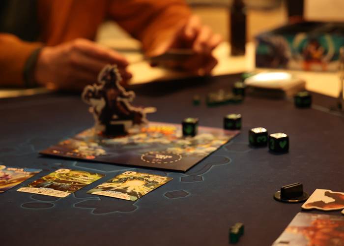 Animation murder party, ateliers de cartomancie au Château de Saint-Chamarand dans le Lot