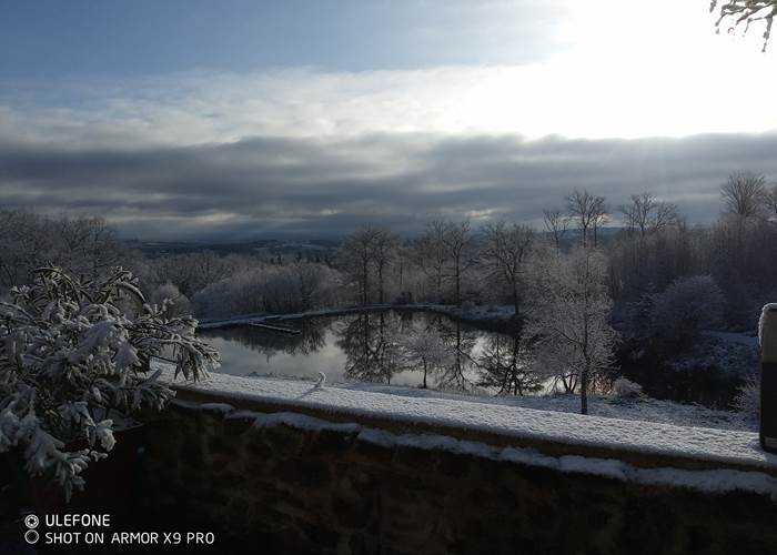 les bois de saint Auvent l'étang vue terrasse-page