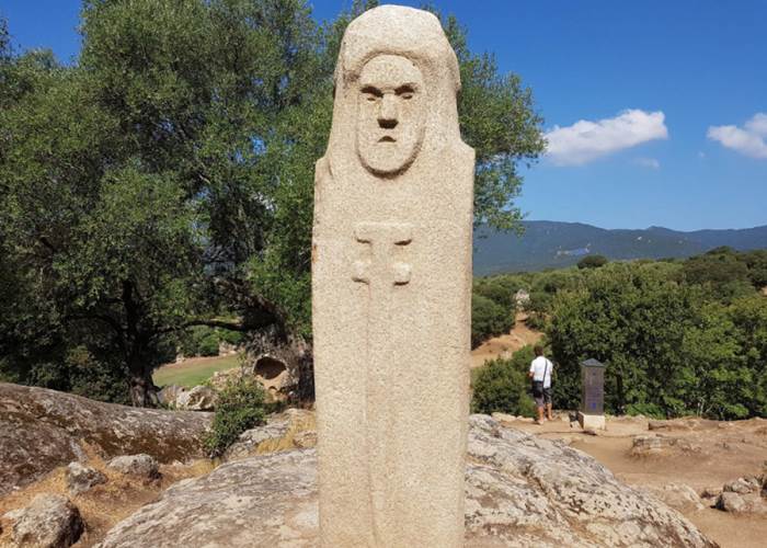 MENHIR DE FILITOSA