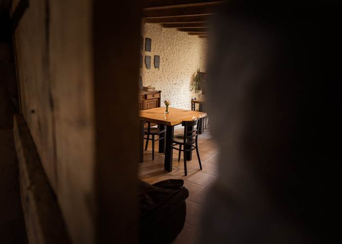 Entre et installe toi