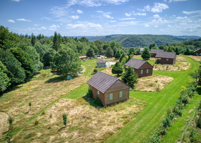 Les maisons de Coline se répartissent sur un hectare de terrain