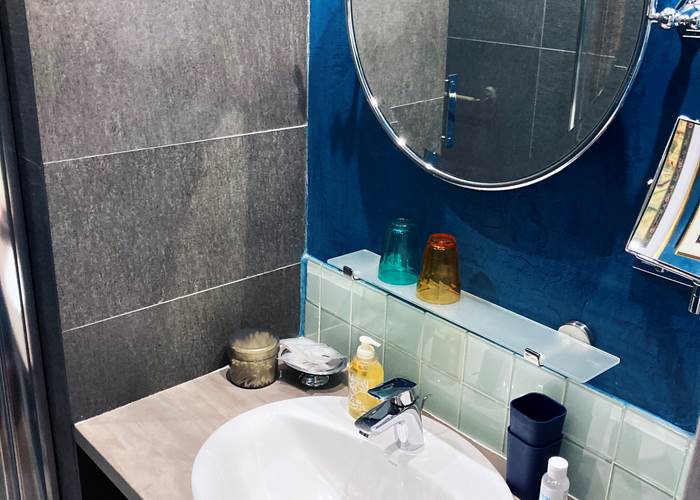 Salle de bain chambre double classique