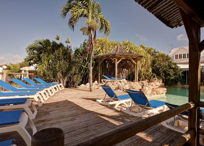 Transat piscine hostellerie guadeloupe