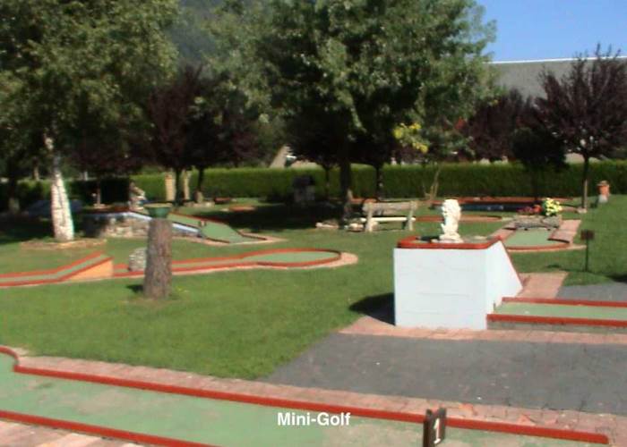 mini golf