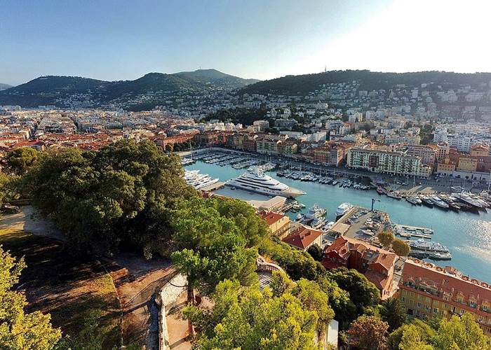 nice-formation-drone-panorama